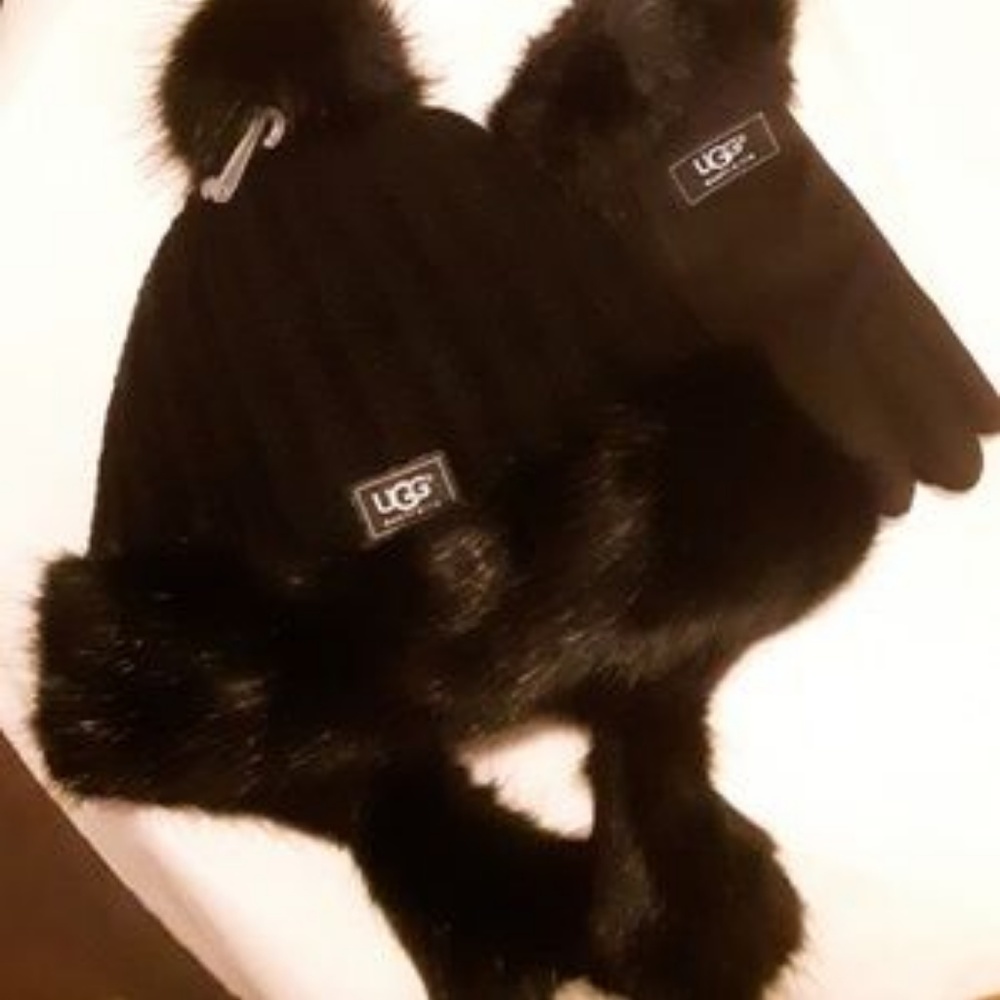 NEW Ugg Hat & Glove set